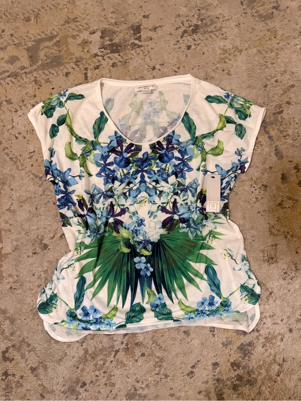 Floral Scoop Neck Women’s Top - White/Green/Blue